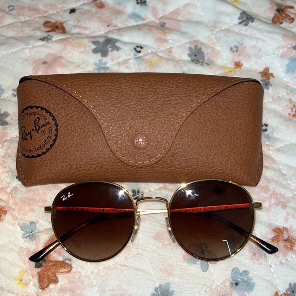 ray bans